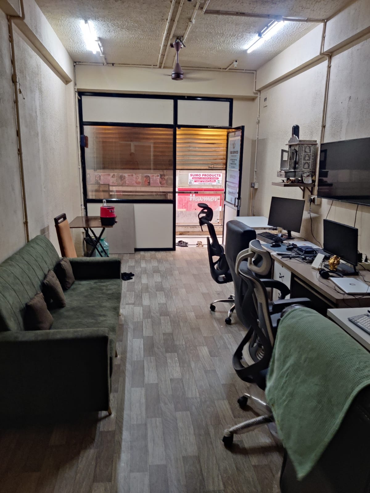 317.75 sqft office in Sheshnarayan Society, Vadodara