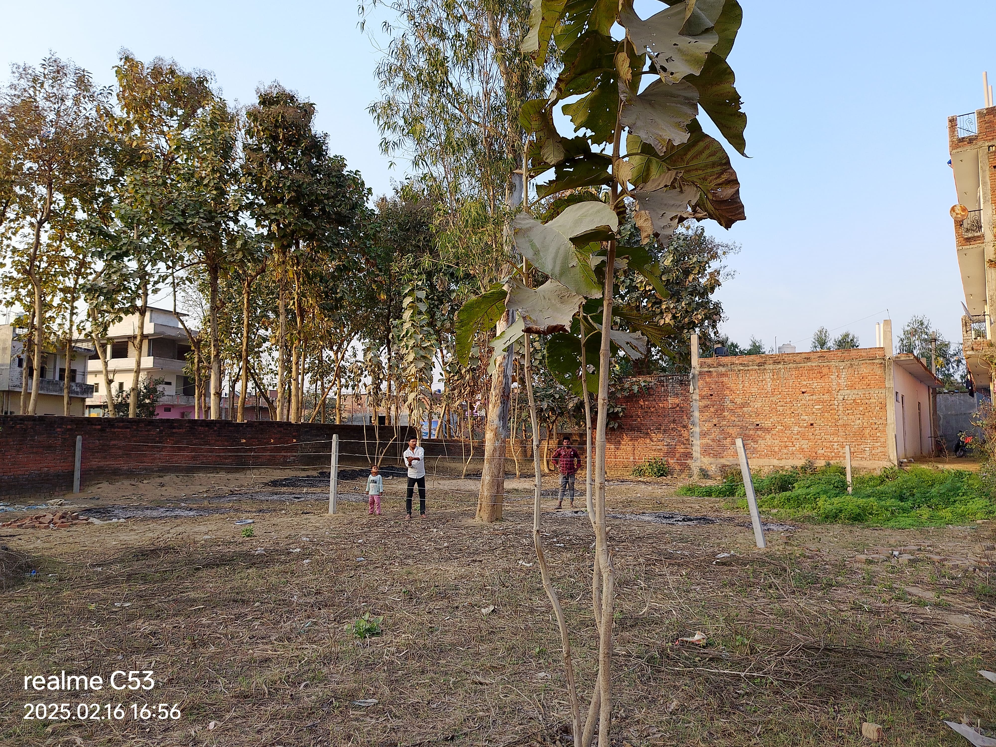 1700 sqft plot in Garhi Mutwalli