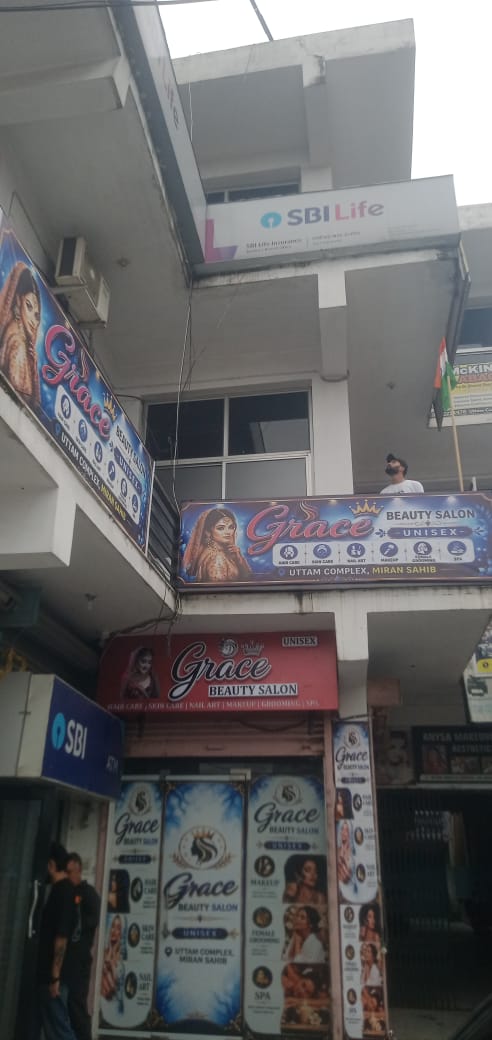 Commercial for Shop or Office for rent in Miran Sahib