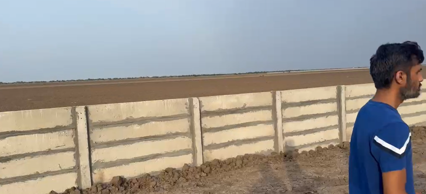 36000 sqft plot in smart city, Dholera