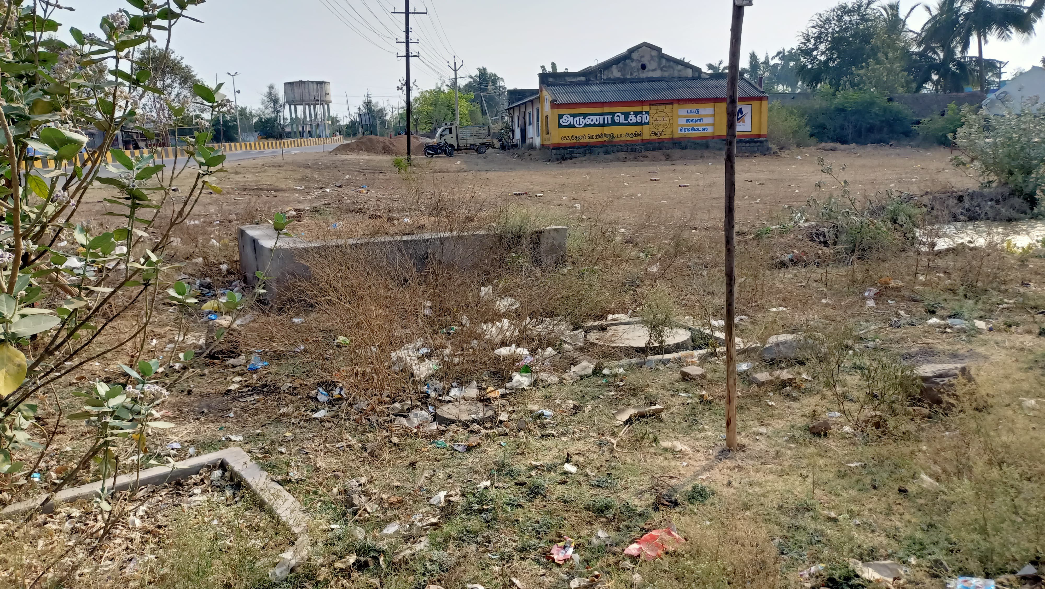 22500 sqft plot in Parayapatti
