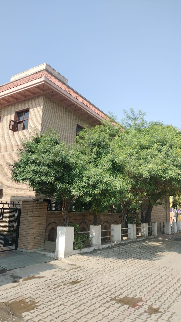 Independent house in Urban Estate II, Hisar