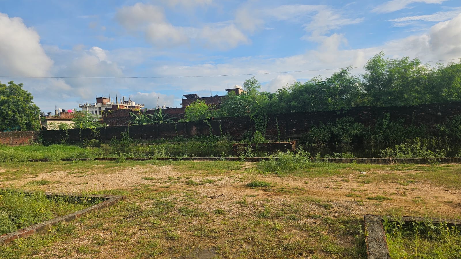 1300 sqft plot in New Colony, Robertsganj