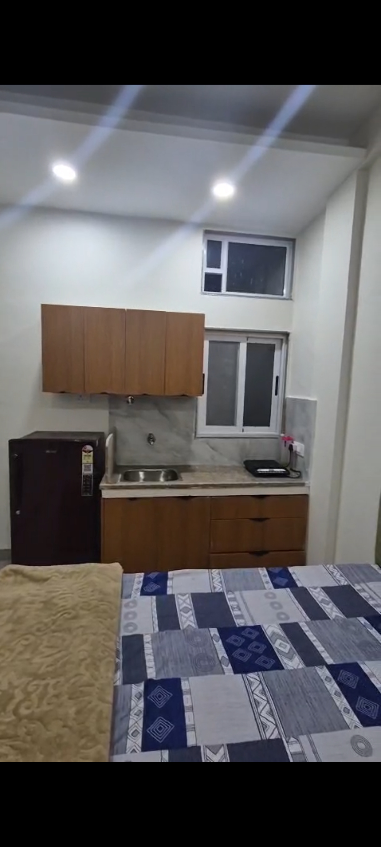 1 BHK flat for rent in Chikitsak Nagar, Indore